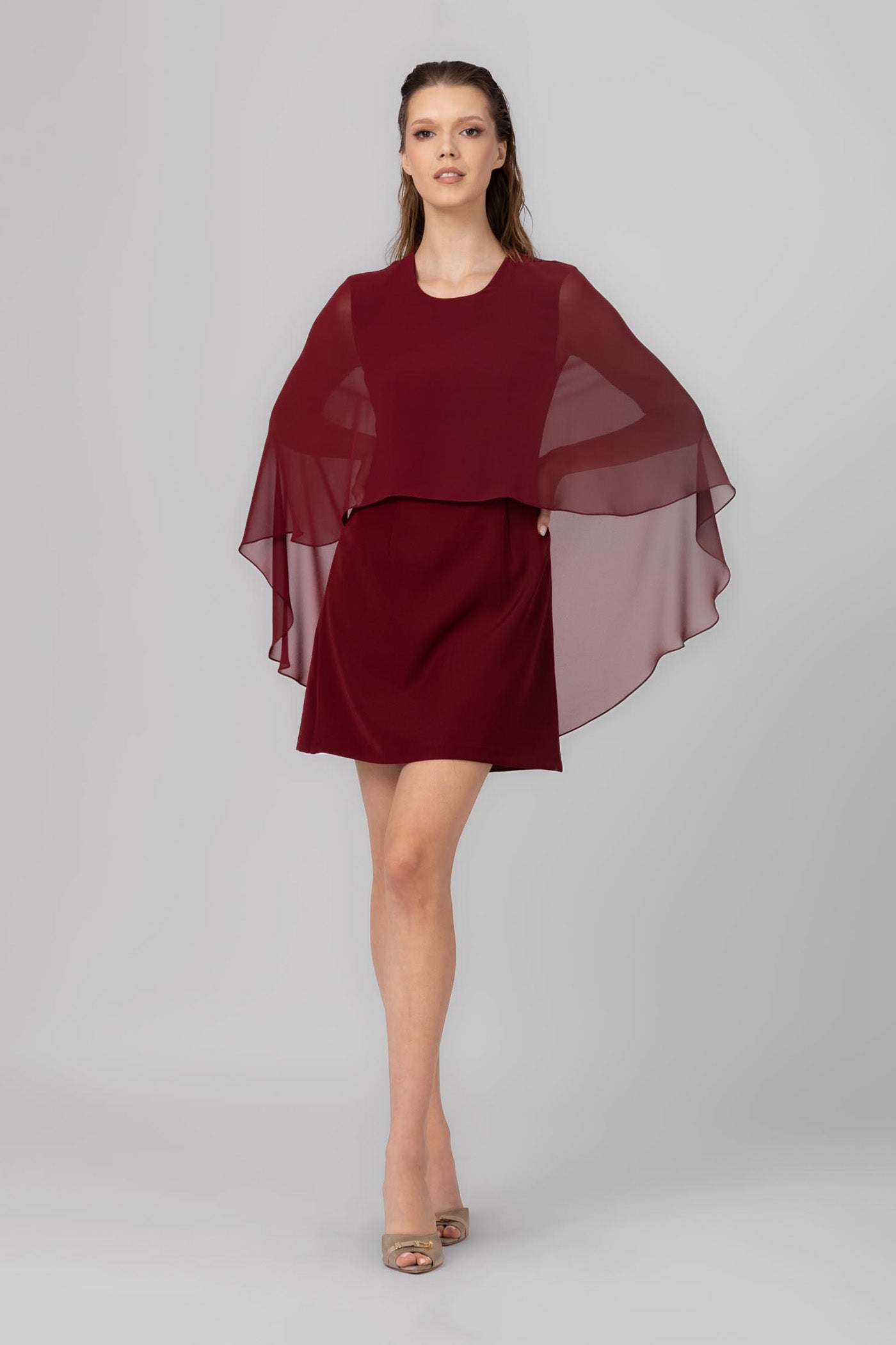 Rochie roșu burgund midi cu capă Veil