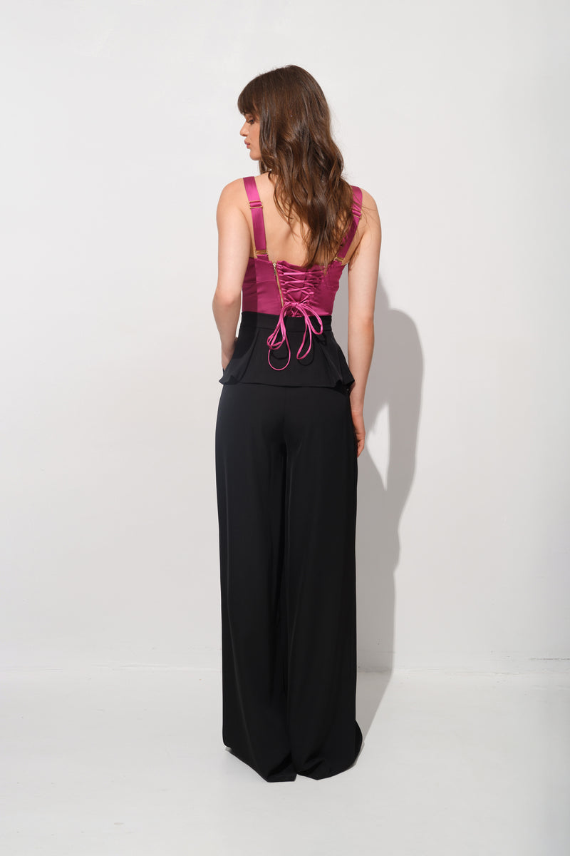 Corset roz intens din satin cu cupe si insiretare Sculpt
